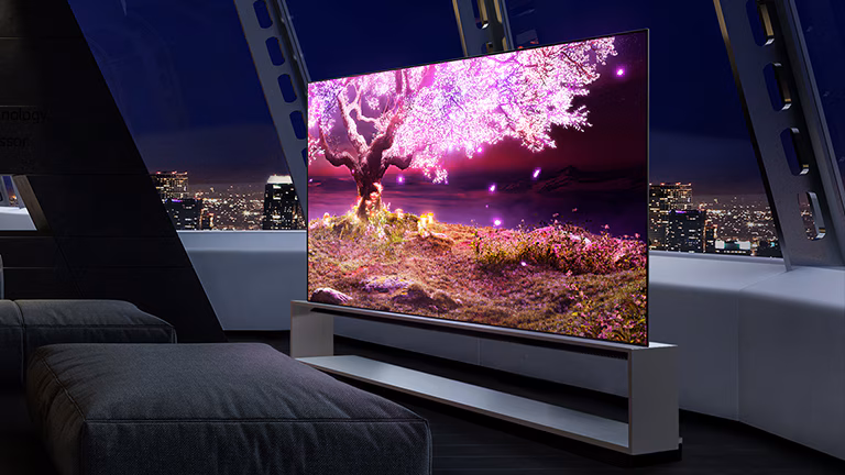 OLED místo monitoru: ušetříte a získáte víc?