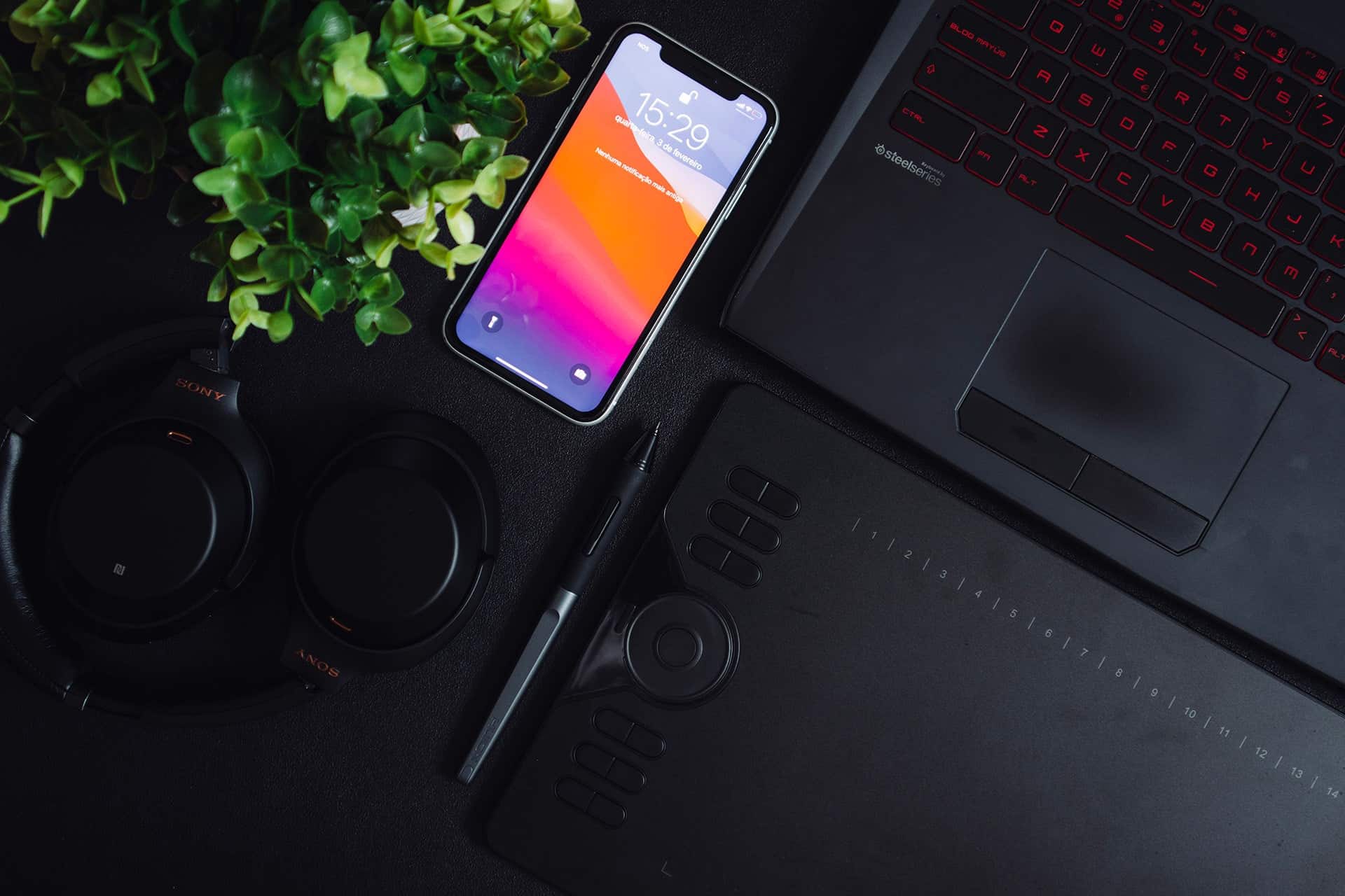 nubelson fernandes YaOONA SKWg unsplash 1