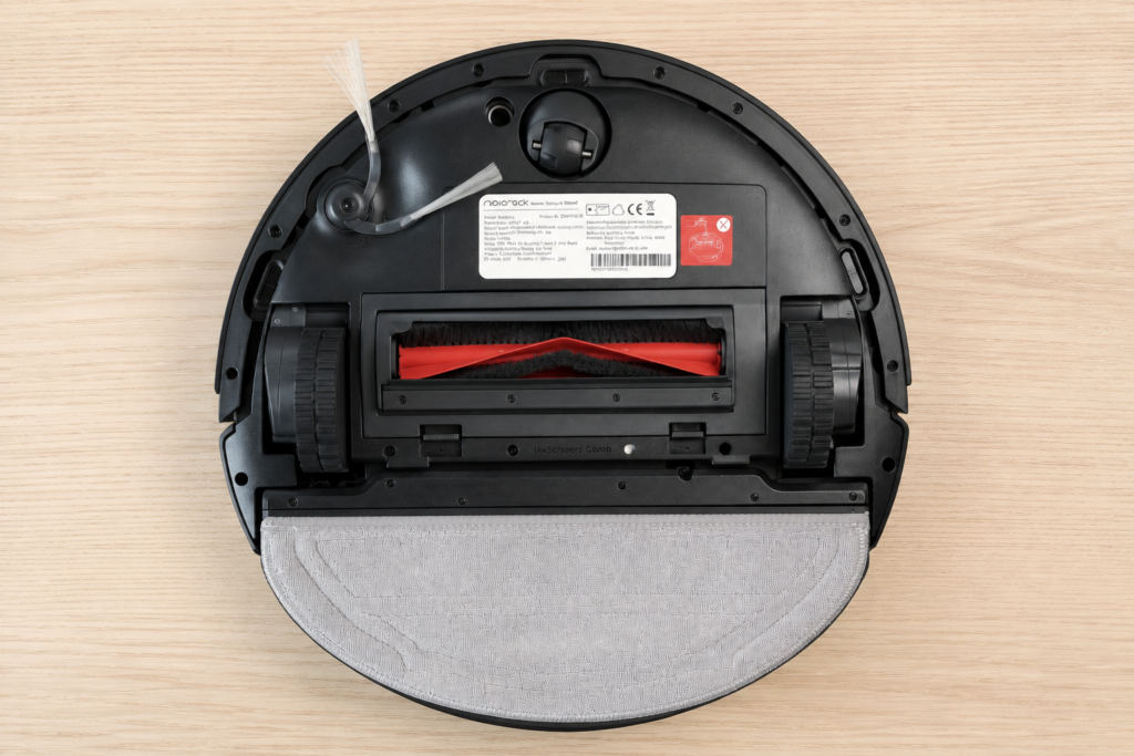 Roborock Q10 VF+ recenze: Vysává skvěle, samostatný je ale jen napůl 10 Podvozok robotickeho vysavaca Roborock